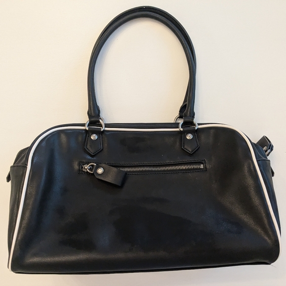 GUESS CLASSIC Satchel Bowling Style Bag - Picture 2 of 12